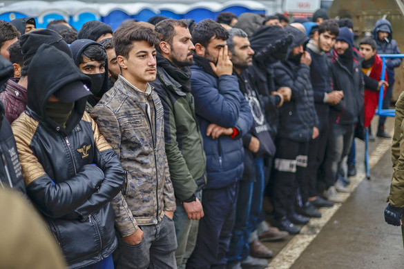 Rendkívüli V4-es csúcs a migrációról