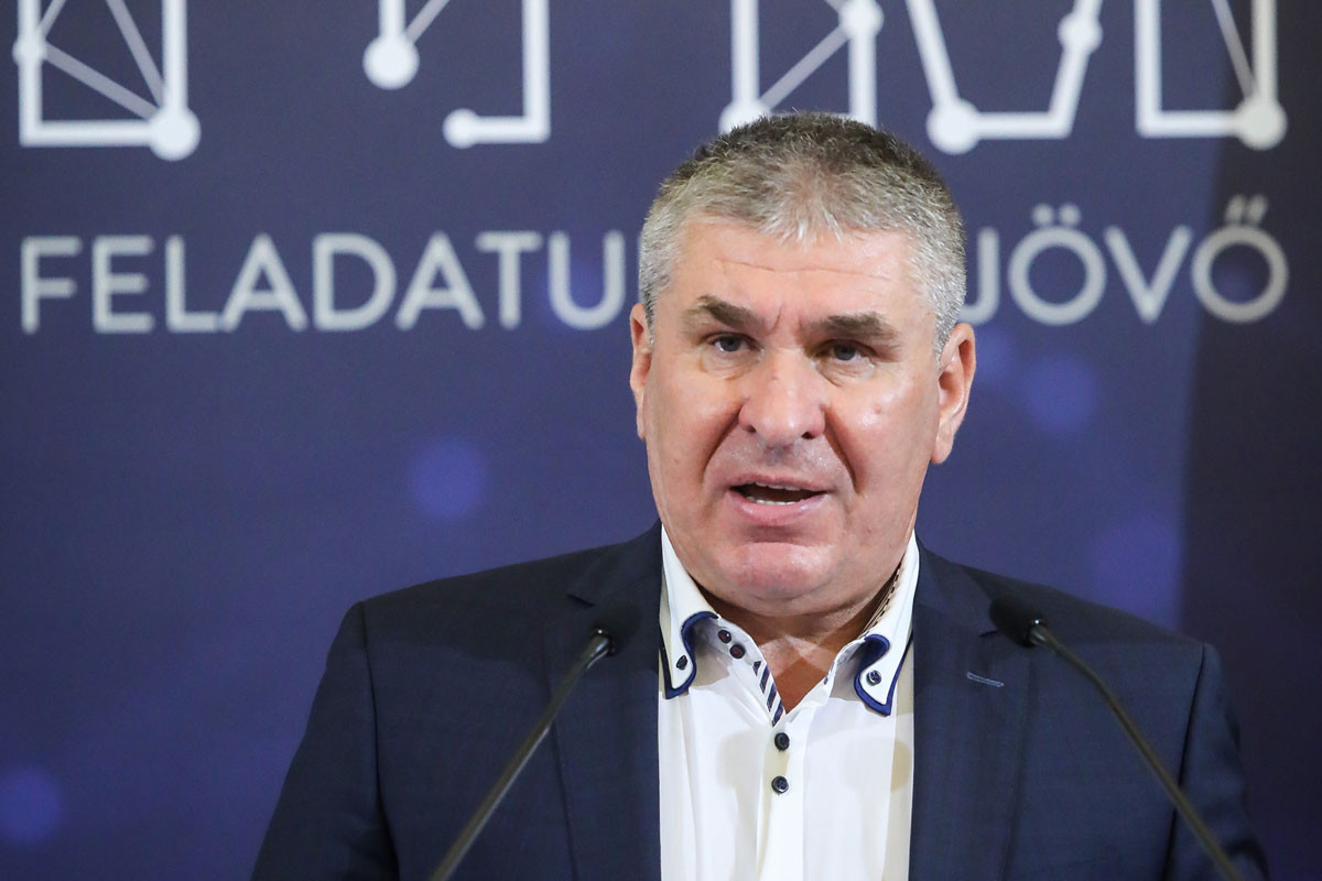 Kormányzati segítség a munkahelyekért