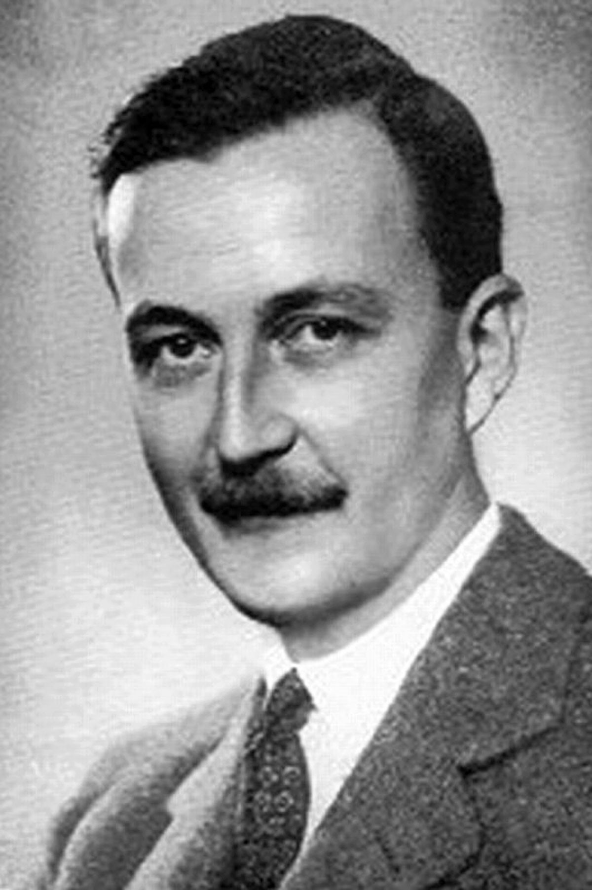 Fotó: Wikipedia Gróf Esterházy János, a politikus, aki minden üldözöttért kiállt a szlovák parlamentben