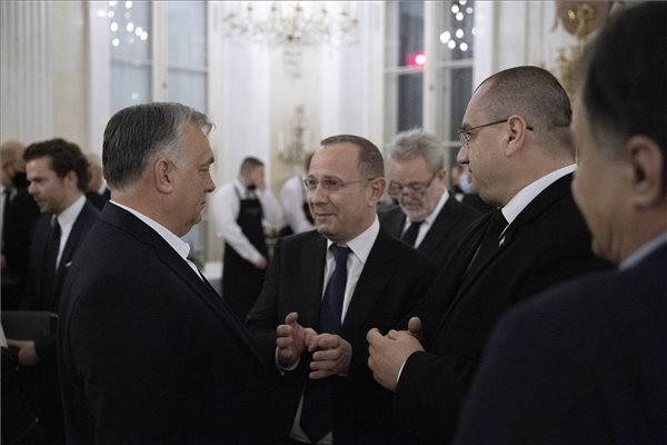 Orbán Viktor Varsóban
