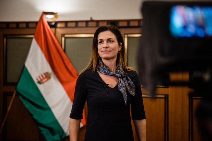Varga Judit: A magyar kormány kiáll a gyermekek és szülők jogai mellett