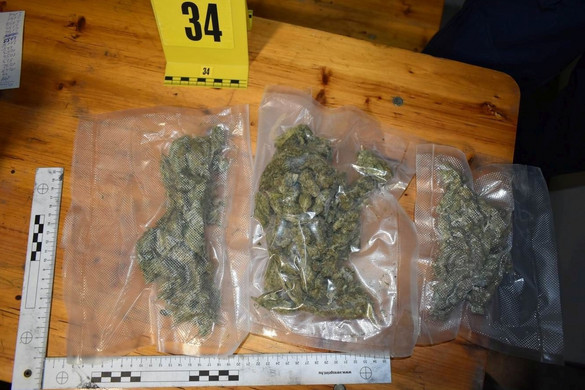 Tizennégy kiló kábítószert foglaltak le a győri rendőrök