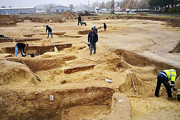 Egy avar nő ép sírjára bukkantak Nagykőrös közelében