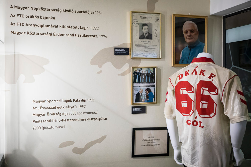 Emlékkiállítás nyílt Deák „Bambáról” születésének 100. évfordulója alkalmából