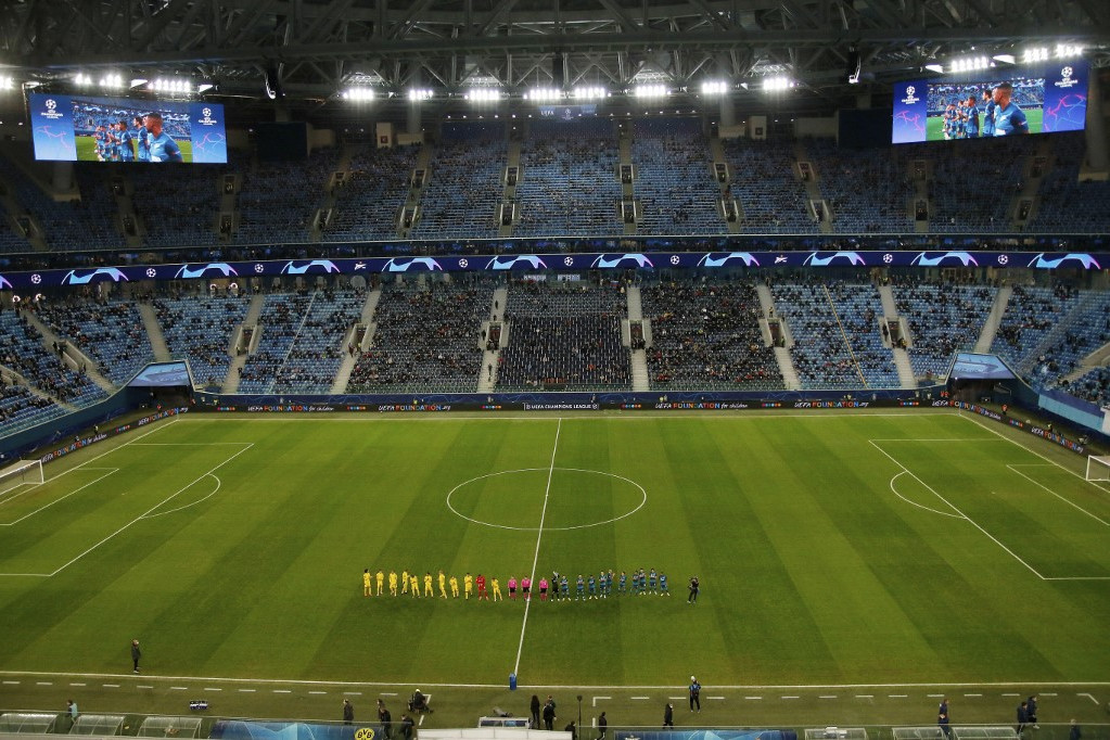 Elveheti az UEFA a BL-döntőt Szentpétervártól