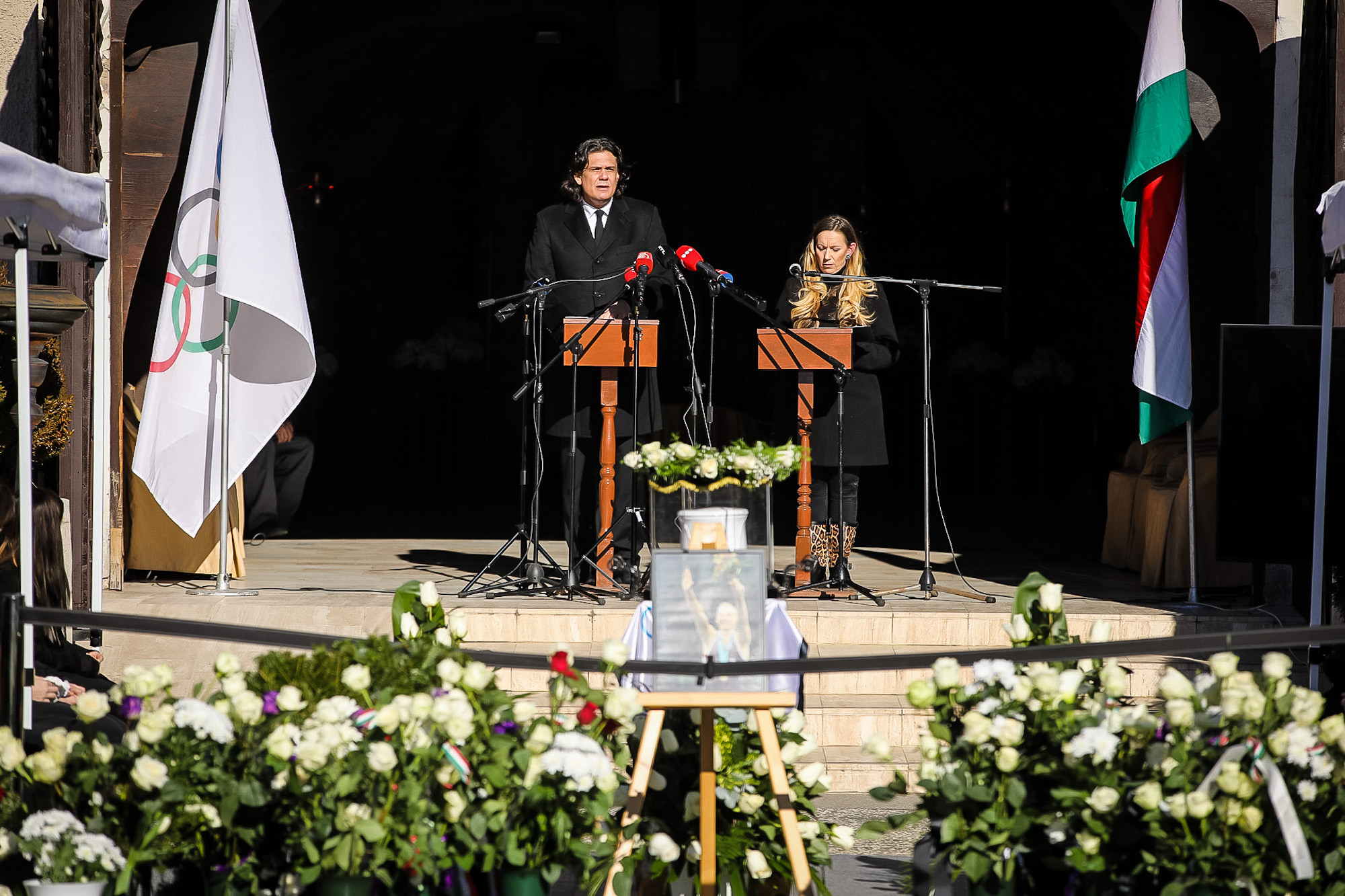 Csollány temetés