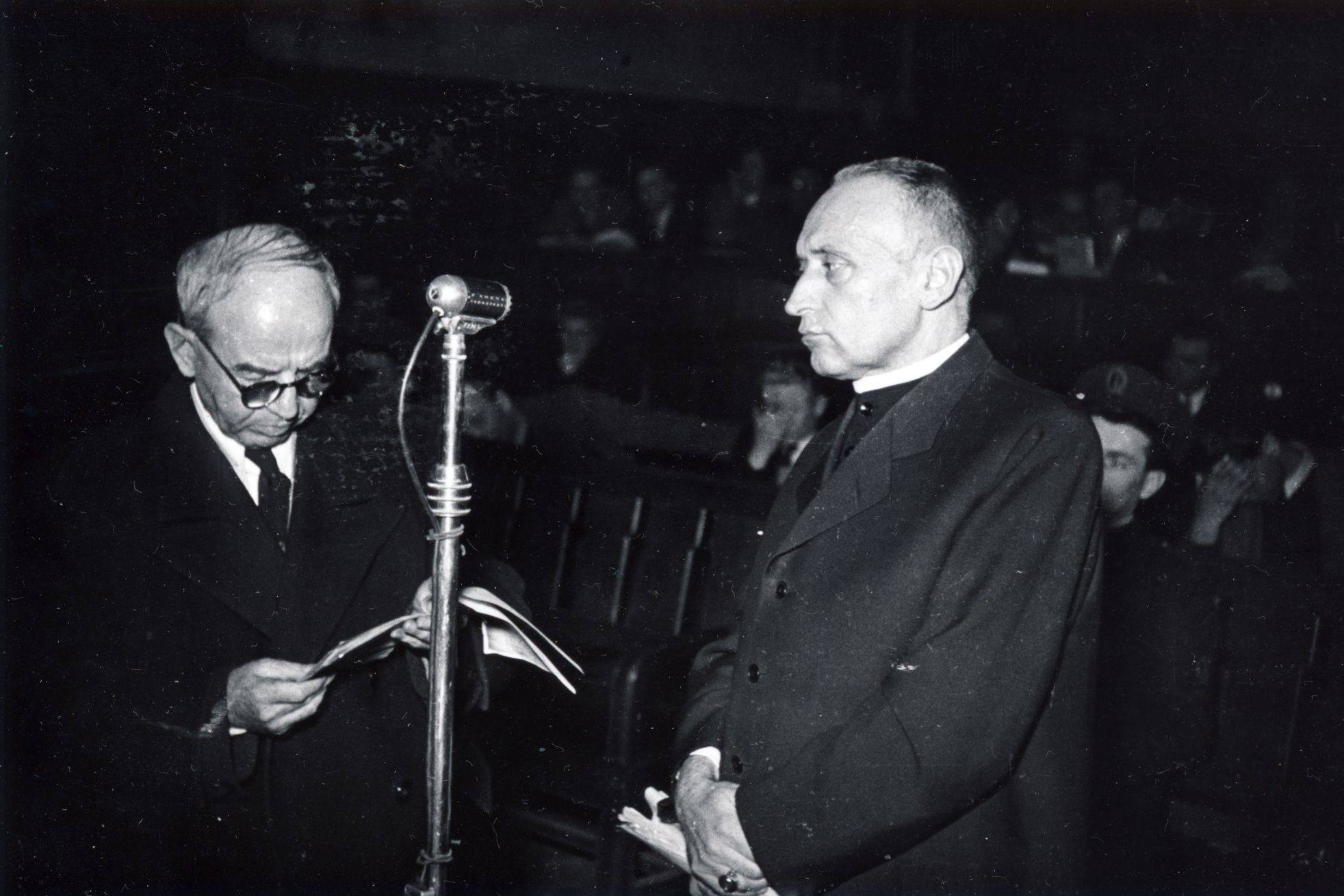 Mindszenty József hercegprímás a tárgyaláson