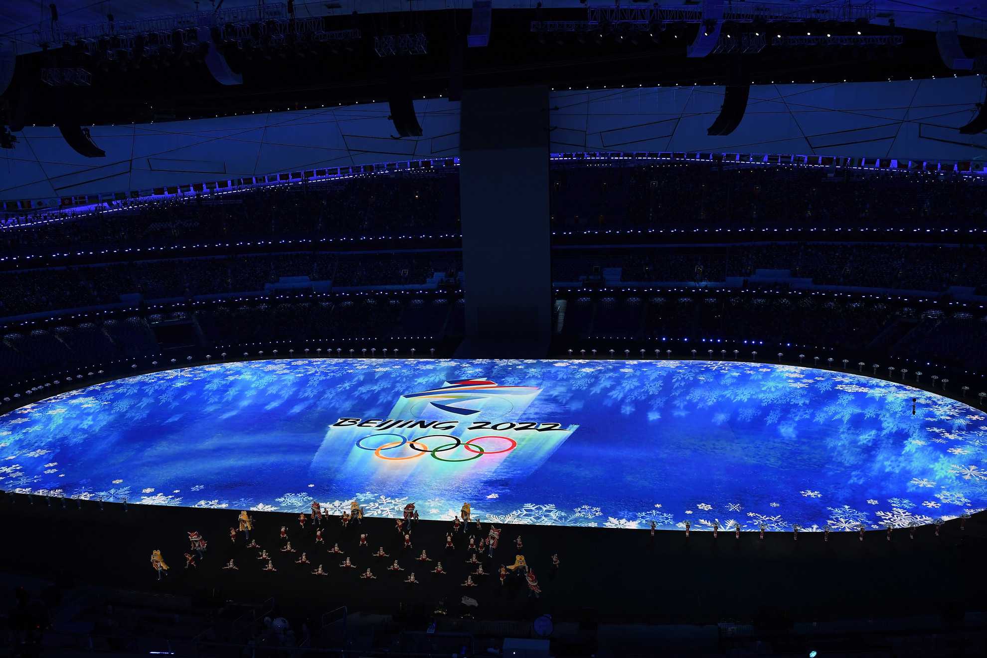 A pekingi Nemzeti Stadion a XXIV. téli olimpia nyitóünnepségének kezdete előtt 2022. február 4-én