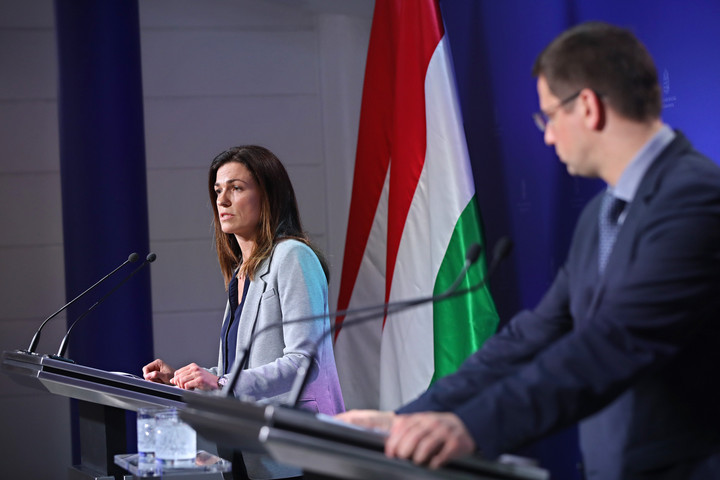 „Hihetetlen támadást indított Magyarország ellen Brüsszel”