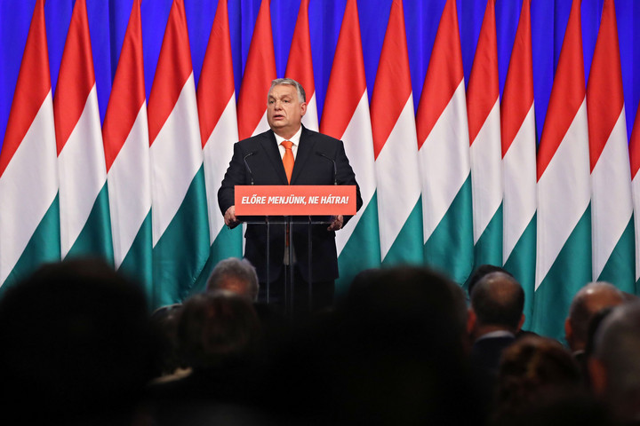 Orbán Viktor: Nyergeljetek!
