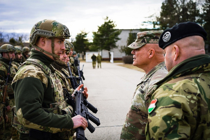 Elismerést kapott a Magyar Honvédség a NATO-tól