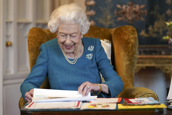 Hetven éve lépett trónra a brit uralkodó