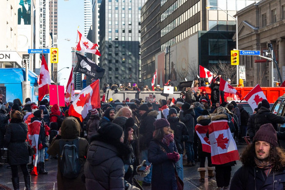 Szükségállapotot hirdettek Ottawában a járványügyi intézkedések elleni tüntetések miatt