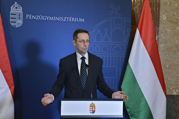 Az uniós átlagnál gyorsabban csökken a magyar államadósság