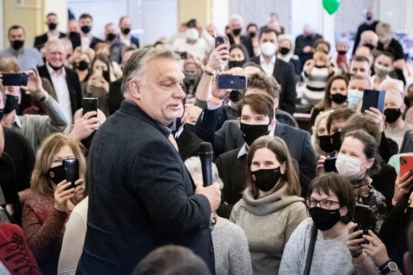 Orbán Viktor: Megvédjük a családokat!