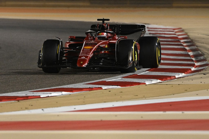 Leclerc nyerte a szezonnyitót Szahírban