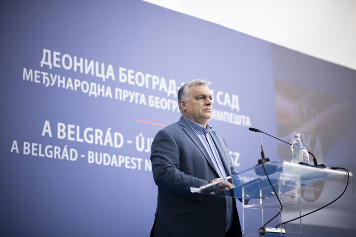 Orbán Viktor: A béke épít!