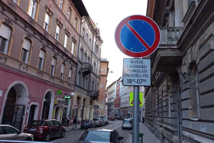 Fotó: Metropol Sarcolják a vétlenül parkolókat Erzsébetvárosban
