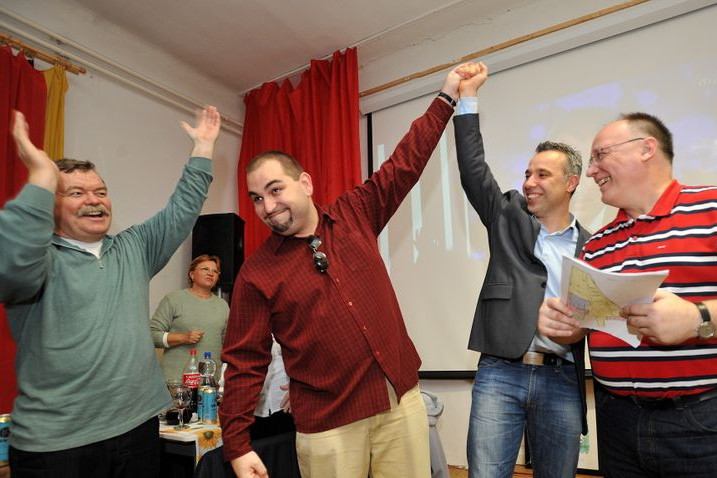 Fotó: MTI/Kovács Tamás Nem volt szűkmarkú a kispesti tábor a háttéremberrel