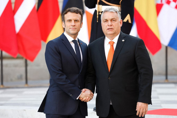 Macron–Orbán-találkozó lesz hétfőn