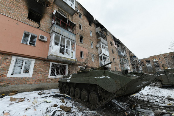 Moszkva bejelentette: mostantól a Donbaszra koncentrál