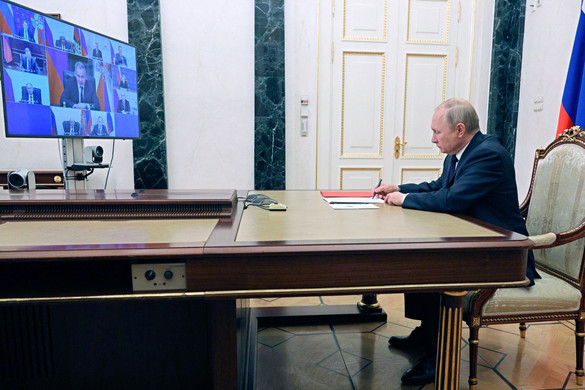 Rutte: Putyin pánikol, mert azt látja, hogy Ukrajna kezd sikeresen fellépni az agresszió ellen