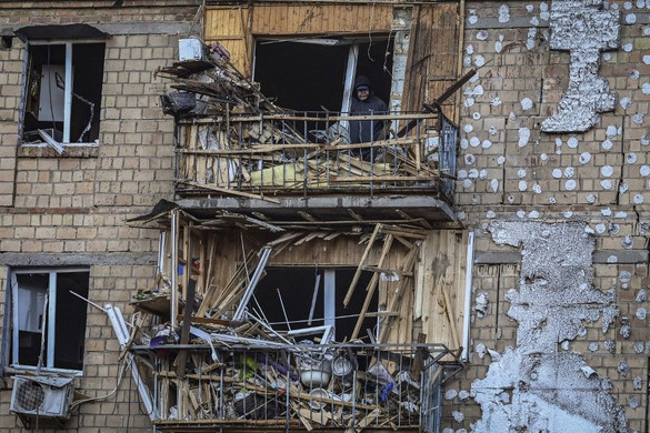 Kijev környékét továbbra is ágyúzzák az orosz erők