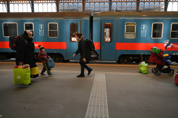 Több mint 10 ezren érkeztek Ukrajnából hétfőn
