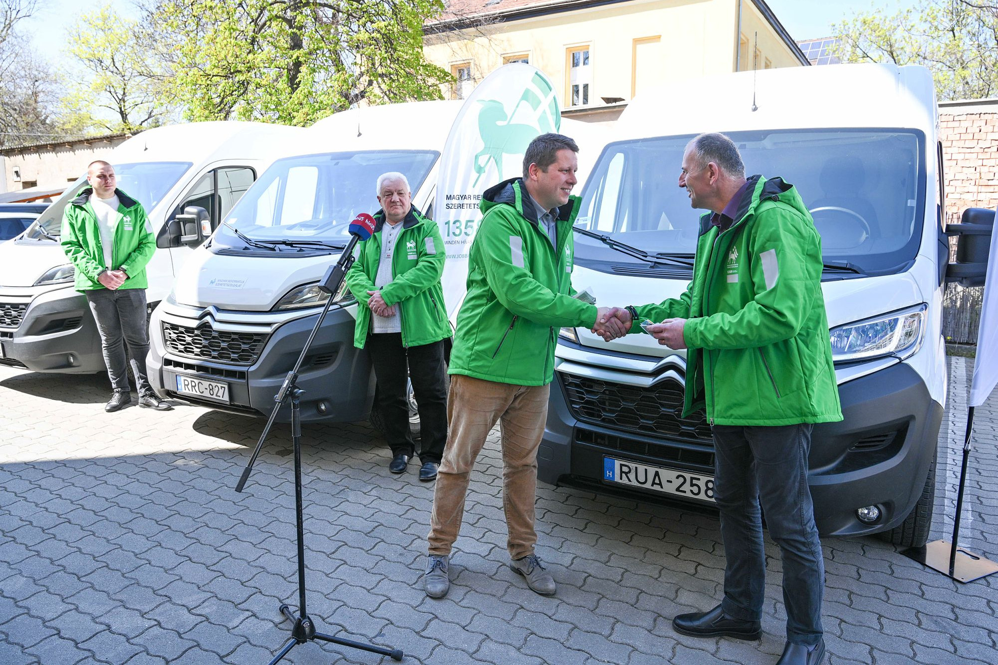 Cikk borítókép