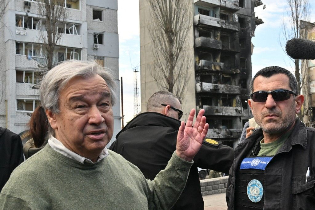 Fotó: AFP/Sergei SUPINSKY Guterres Borogyankában
