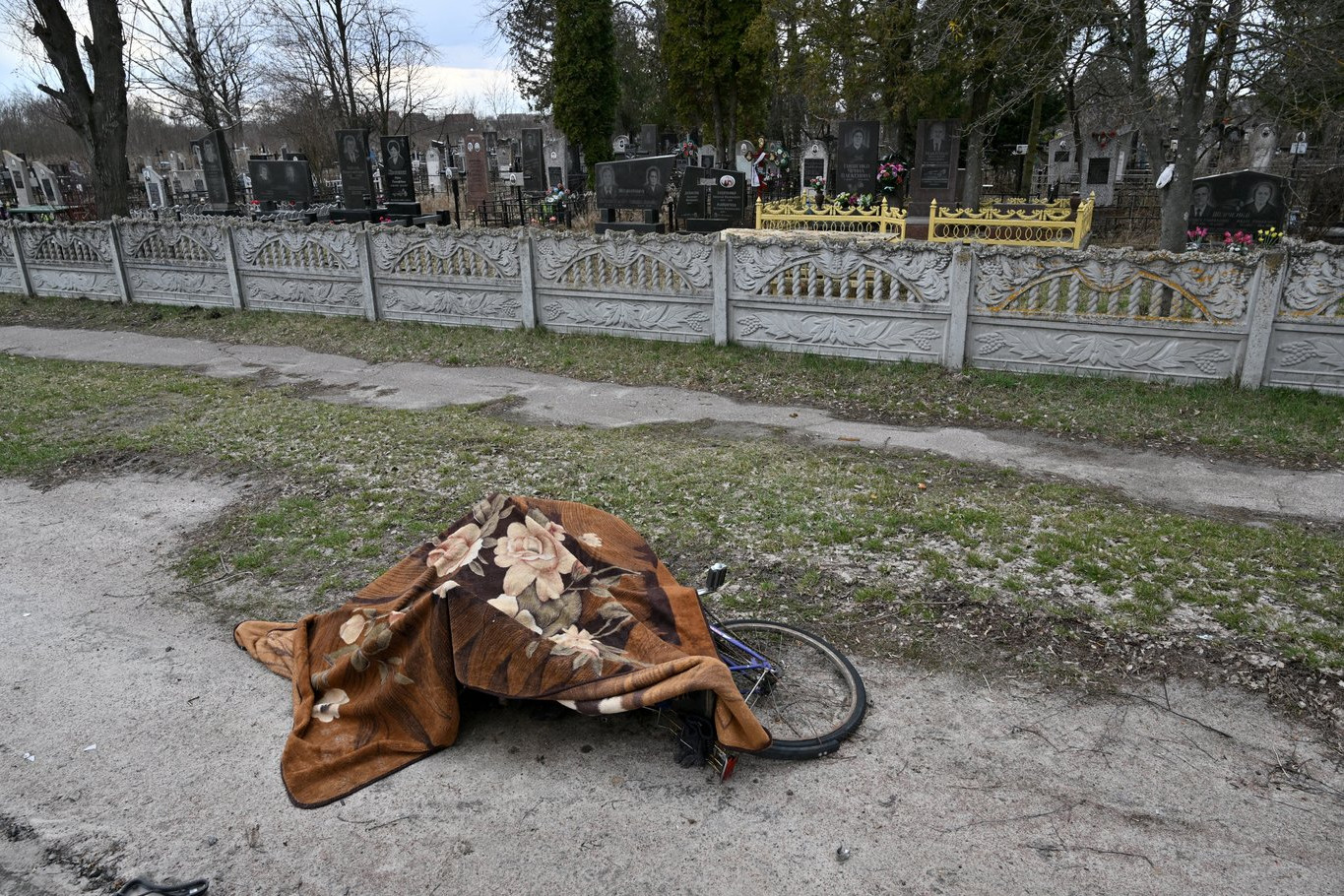 Letakart férfi holtteste Makarivban