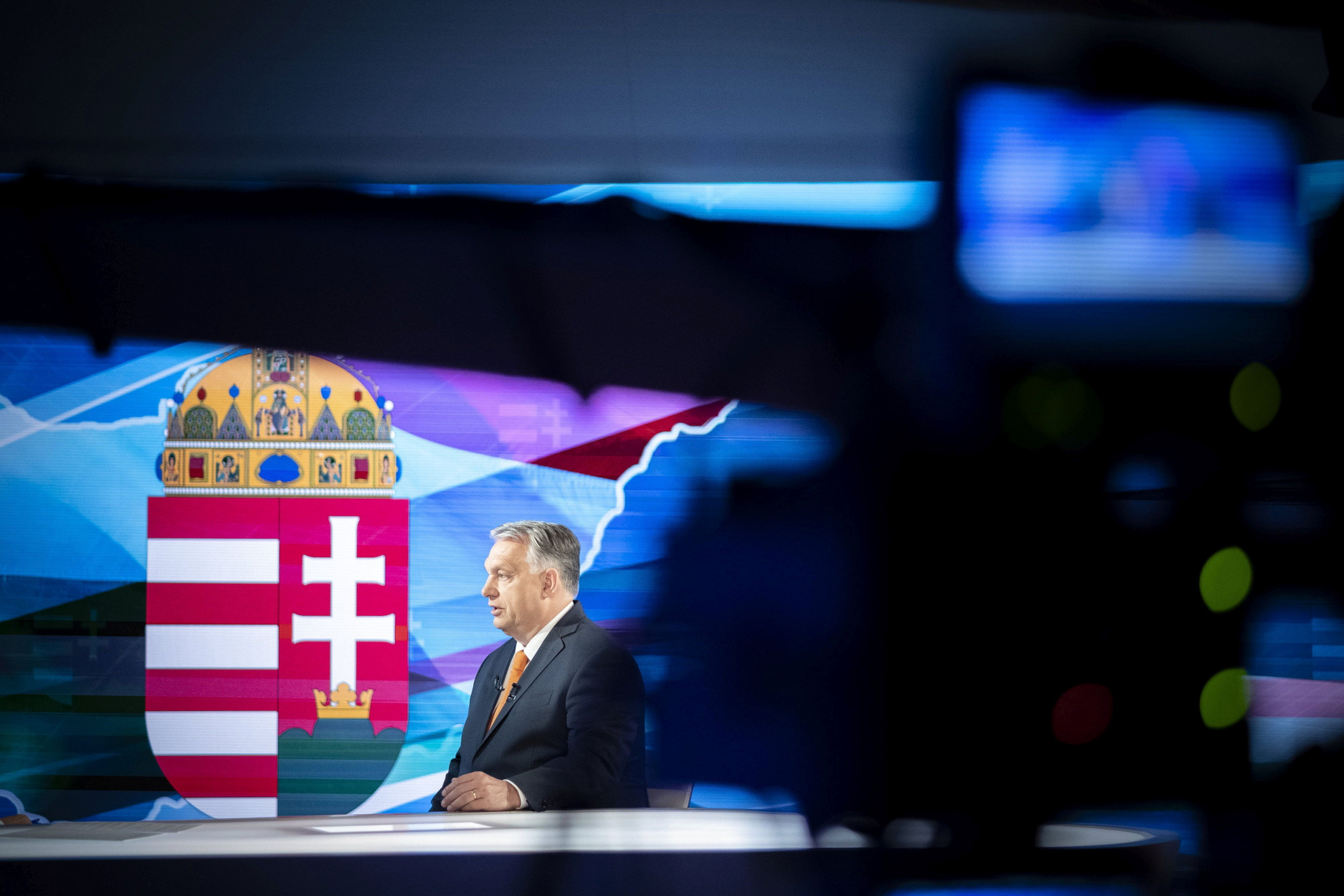 Orbán Viktor kormányfő, a Fidesz elnöke interjút ad a TV2-nek