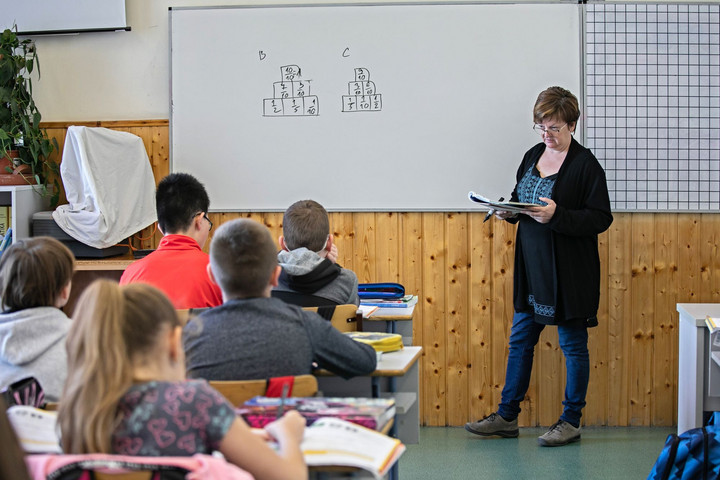 Fotó: MH A napokban érkeznek az emelt pedagógusbérek