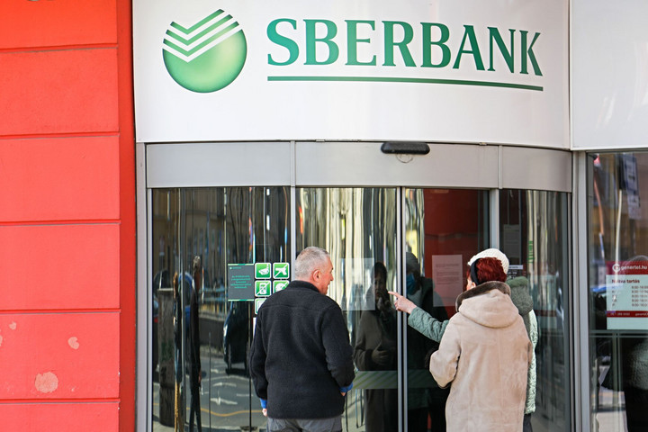 Fotó: MH/Török Péter Oroszország legnagyobb bankja új szolgáltatást nyújt Iránban