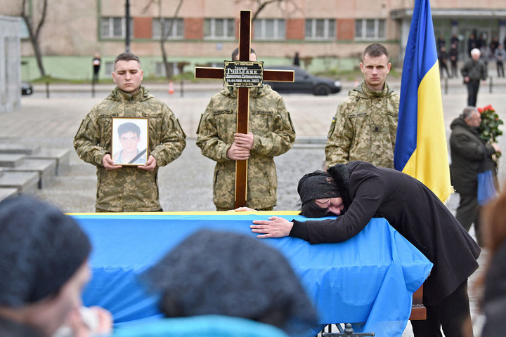 Elhúzódó harcokra készül a NATO és Washington