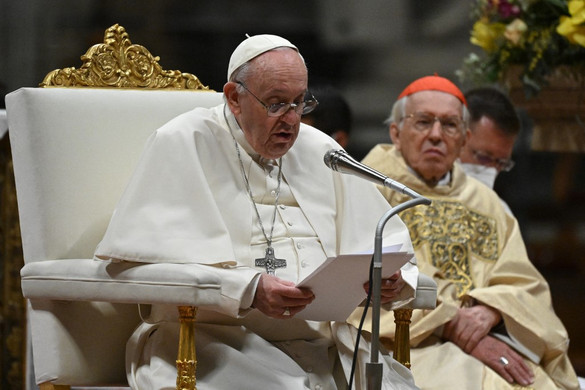 Ferenc pápa: A feltámadás fénye világítsa meg az élet legsötétebb szegleteit