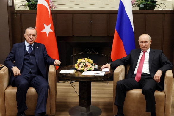 Erdogan: Putyin videókapcsolaton keresztül vesz részt az Akkuyu atomerőmű elindításán