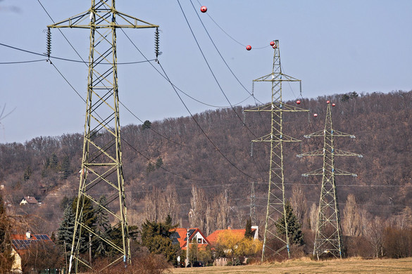 Márciusban is alacsonyan maradtak a hazai lakossági földgáz- és villamosenergia-árak