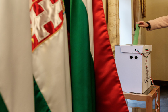 Cseh nemzetközi megfigyelők: a magyar választási folyamat nem hagy teret csalásnak