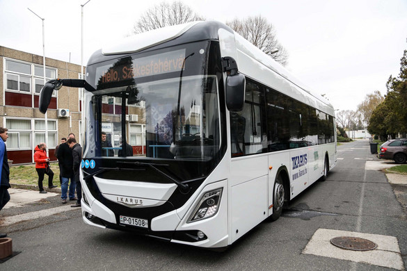 Nyártól érkeznek az elektromos Ikarus autóbuszok Székesfehérvárra