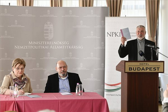 Megjelent a Kárpát-medencei magyar kisebbségi jogi kalauz újabb kötete