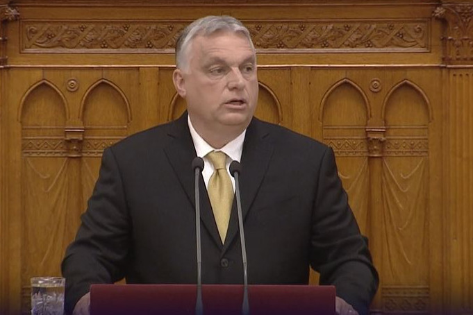 Orbán Viktor beszédet mond, miután ötödször választották miniszterelnöknek