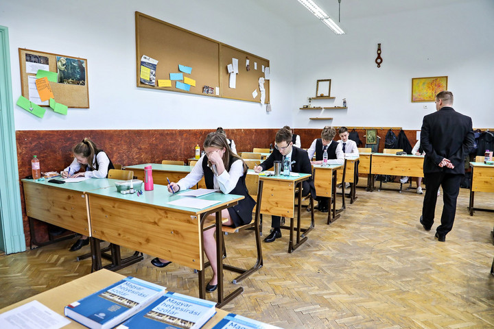 Fotó: MH/Török Péter Pénteken kezdődik a május-júniusi érettségi vizsgaidőszak