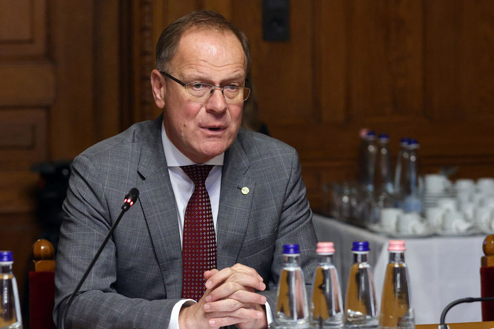 Navracsics Tibor fogadta Karácsony Gergelyt