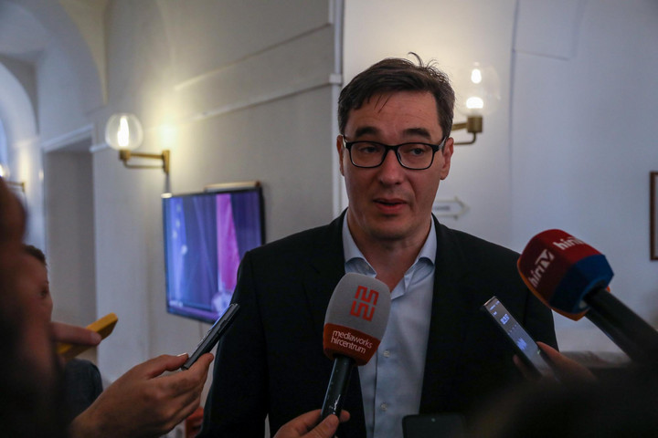 Karácsony a hatalmi játszmát a budapestiek elé helyezte