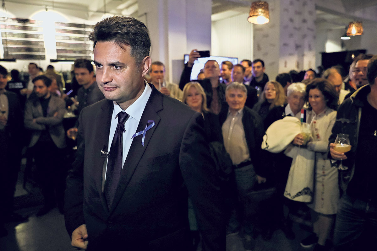 Gyáván, újra anonim módon vádolja korábbi szövetségeseit Márki-Zay