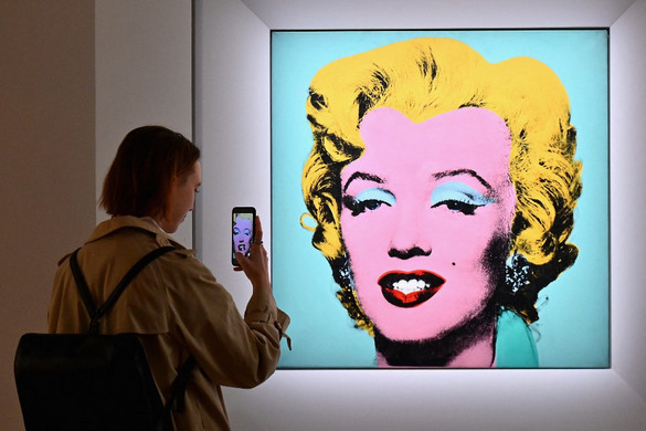 Közel 200 millió dollárért kelt el Andy Warhol híres Marilyn Monroe-portréja