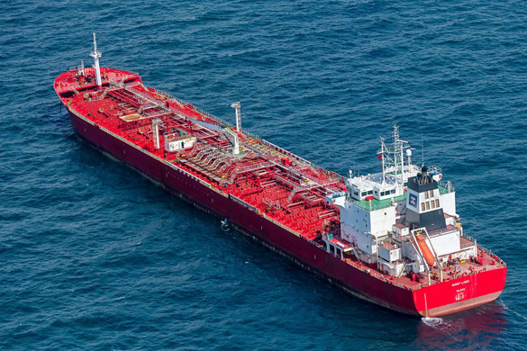 Drága és környezetszennyező a cseppfolyósított földgáz szállítása, és kevés a tankerhajó-kikötő is