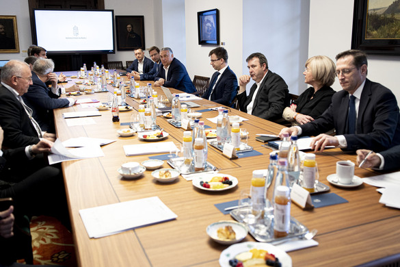 Iparági egyeztetést hívott össze Orbán Viktor miniszterelnök