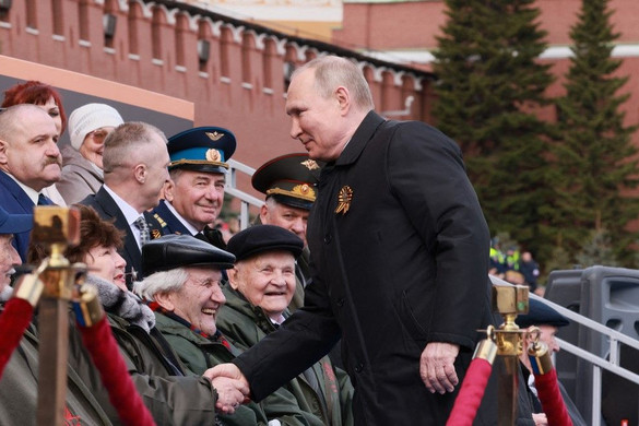 Putyin: Oroszország katonai agressziót akadályozott meg